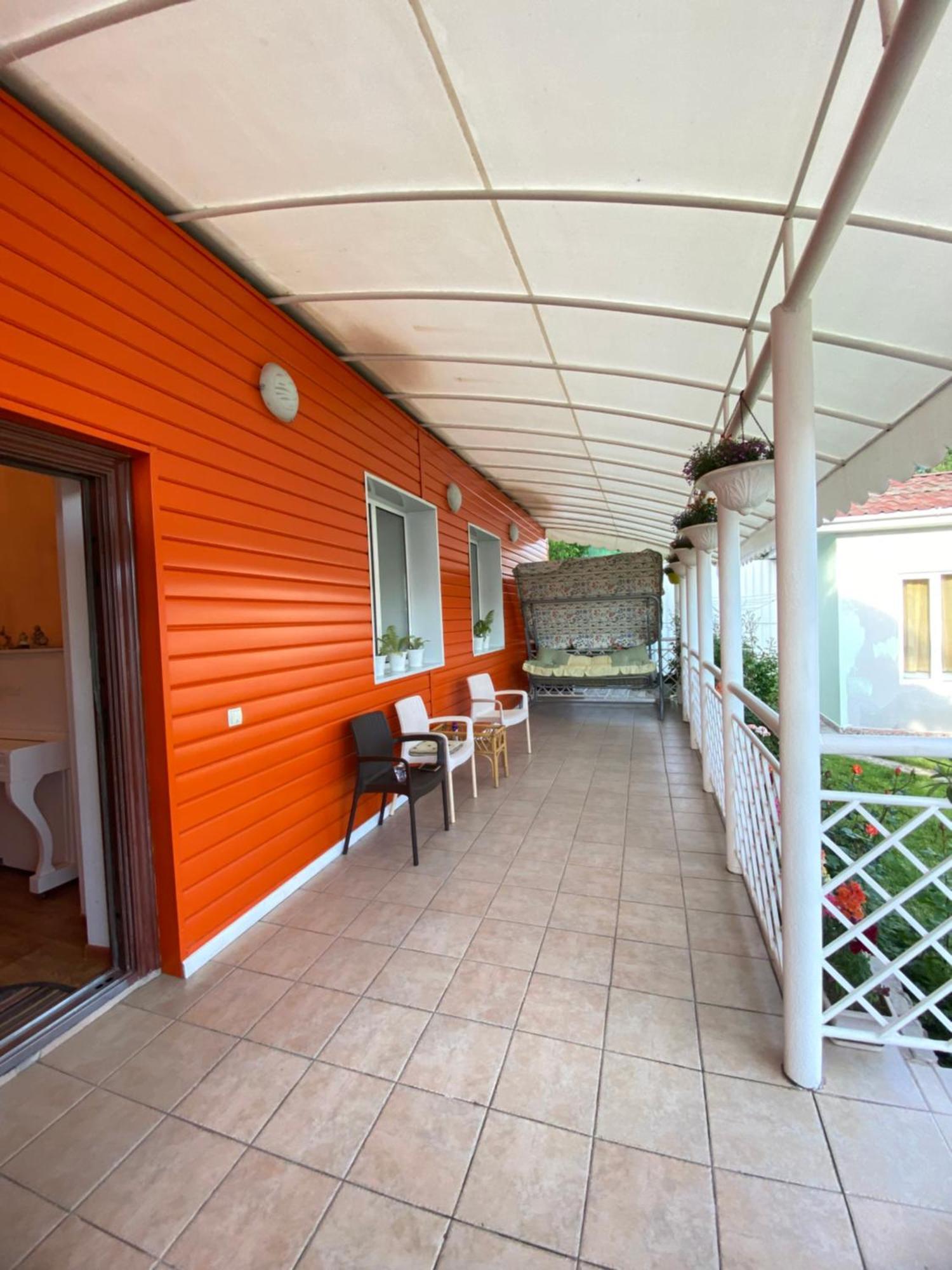 Osobyi Guest House Cholpon-Ata Exterior photo